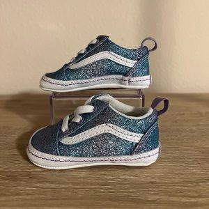❌SOLD❌ Vans Infant “Old Skool” Glitter Crib Shoes